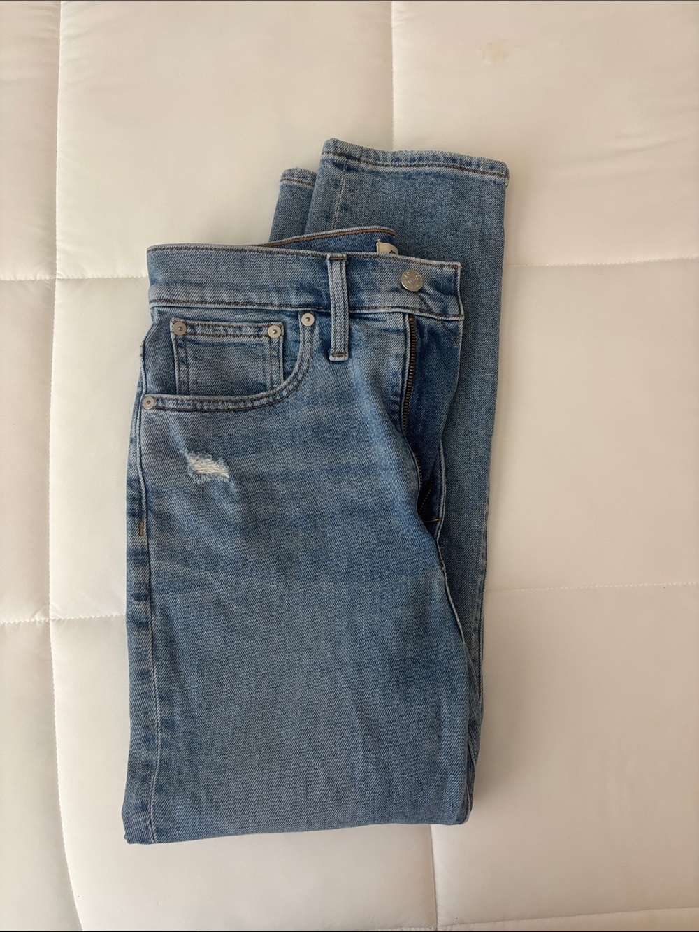 Madewell High-Rise Light Blue Momjeans